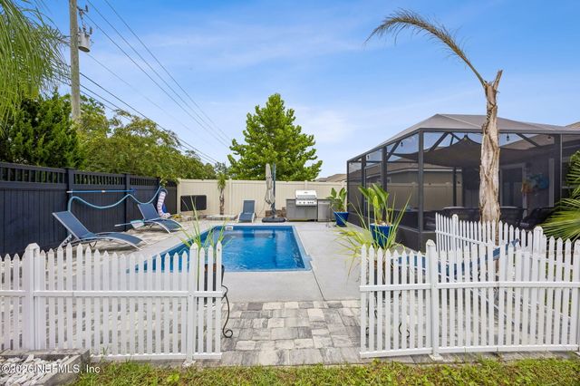 86221 EXPRESS Court, Yulee, FL 32097