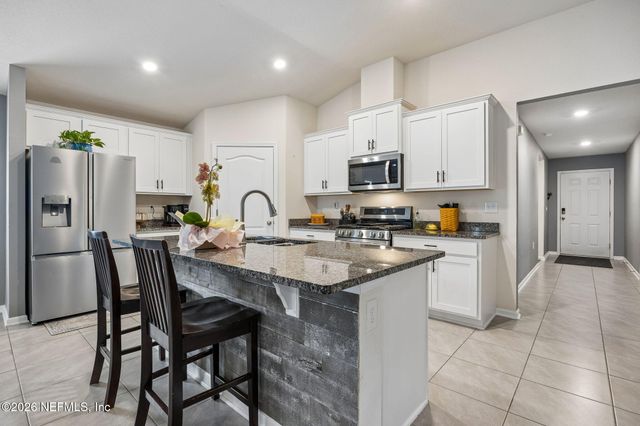 86221 EXPRESS Court, Yulee, FL 32097