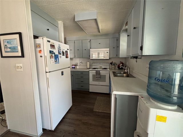 4133 OAK GROVE DRIVE 16, Zellwood, FL 32798