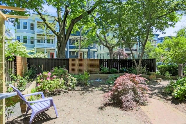 111 Trowbridge St 7, Cambridge, MA 02138
