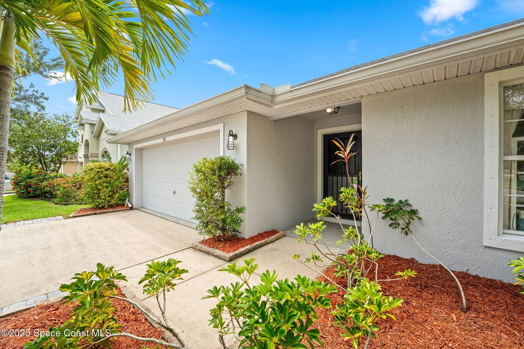 301 Wishing Well Circle SW, Palm Bay, FL 32908