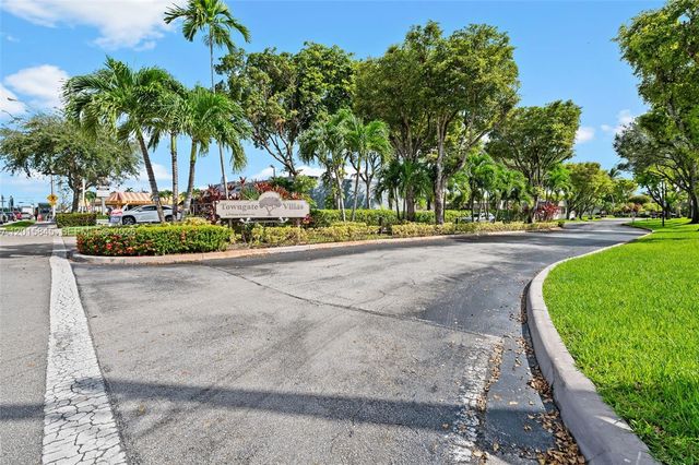 7366 SW 105th Pl, Miami, FL 33173