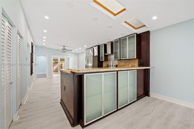 7366 SW 105th Pl, Miami, FL 33173