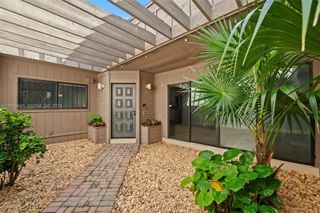 7366 SW 105th Pl, Miami, FL 33173