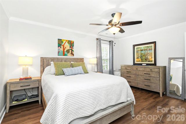 2701 Creekbed Lane, Charlotte, NC 28210