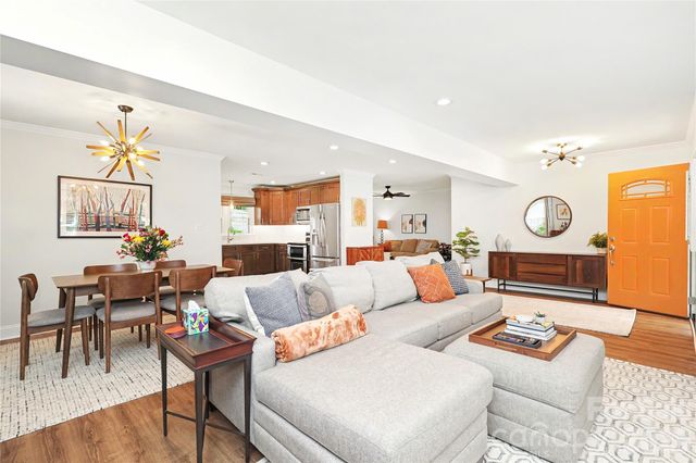 2701 Creekbed Lane, Charlotte, NC 28210
