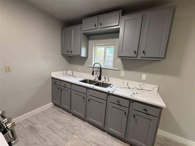 5402 Flamingo Drive, Houston, TX 77033