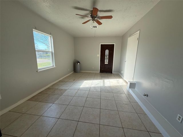 5402 Flamingo Drive, Houston, TX 77033