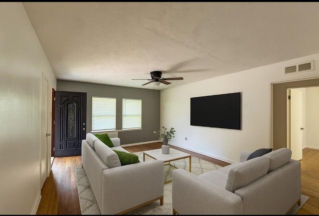 5402 Flamingo Drive, Houston, TX 77033