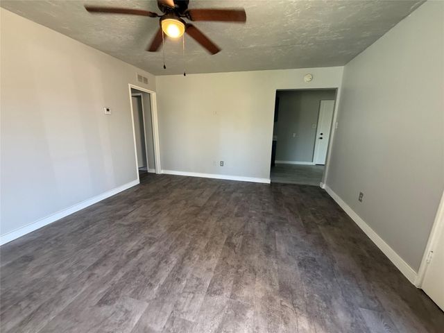 5402 Flamingo Drive, Houston, TX 77033