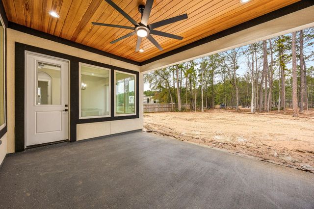 19601 Desna Drive, Porter, TX 77365