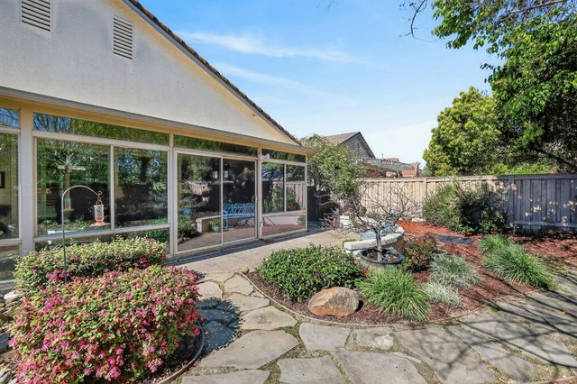 435 Stockman Ln, Lincoln, CA 95648