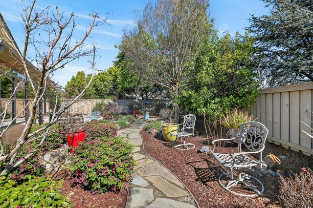 435 Stockman Ln, Lincoln, CA 95648