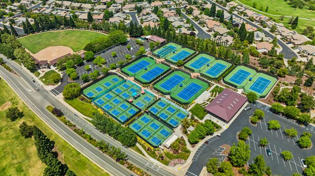 435 Stockman Ln, Lincoln, CA 95648