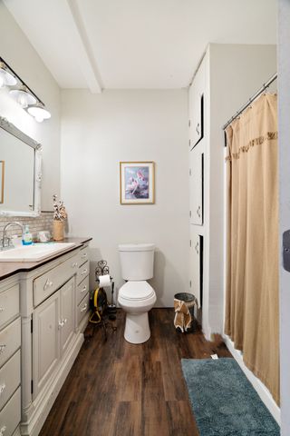 130 W Division Street, Blossom, TX 75416