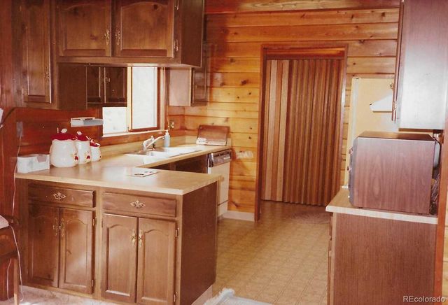 79 Ranch View Drive, Florissant, CO 80816