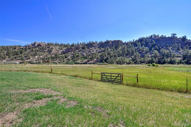 79 Ranch View Drive, Florissant, CO 80816