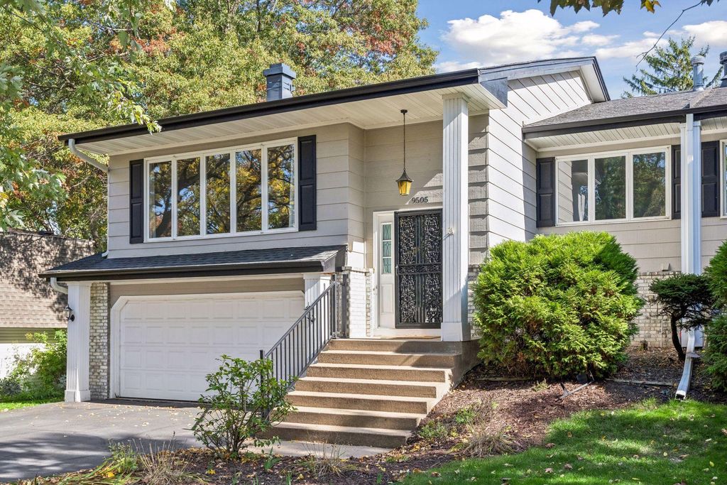 9505 Clubhouse Road, Eden Prairie, MN 55347 — exterior