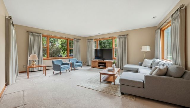 9N075 Route 59, Elgin, IL 60120