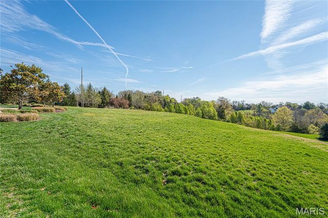 302 Wardenburg Farms Drive, Wildwood, MO 63005