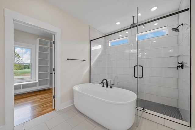 1824 Gholson Rd, Clarksville, TN 37043