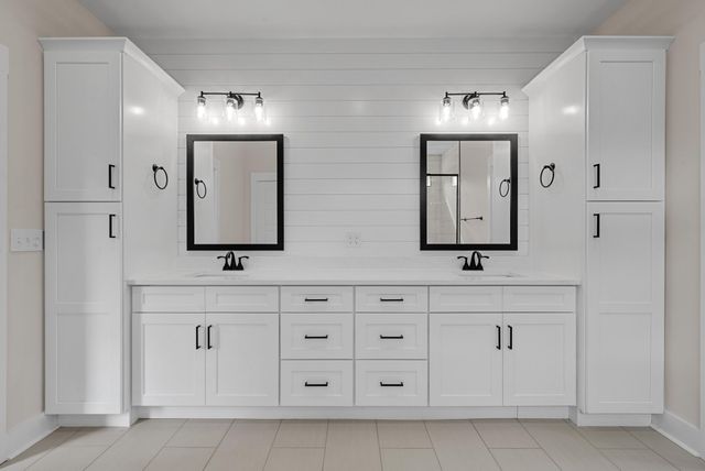 1824 Gholson Rd, Clarksville, TN 37043