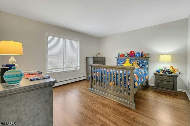 3 Esther Ct, Chester Twp., NJ 07930