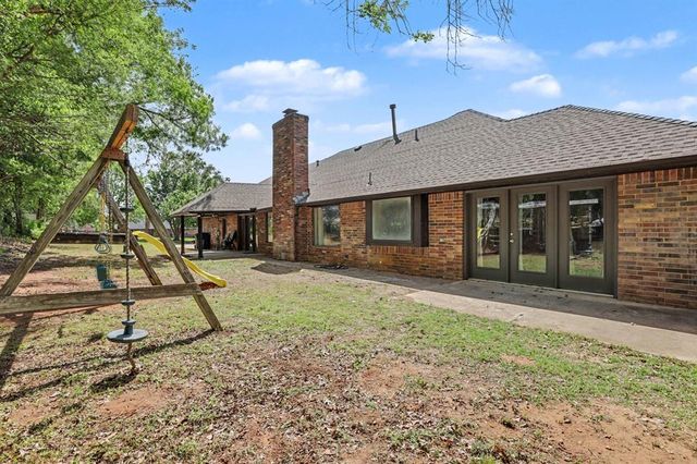 5620 valley Way, Oklahoma City, OK 73150