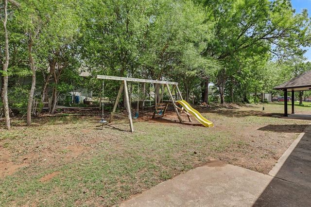 5620 valley Way, Oklahoma City, OK 73150