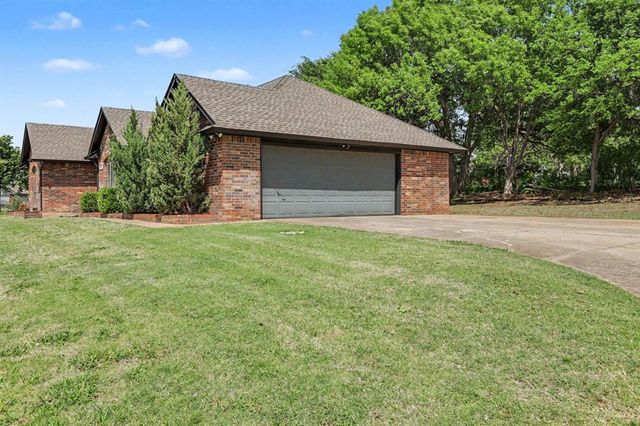 5620 valley Way, Oklahoma City, OK 73150