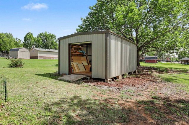 5620 valley Way, Oklahoma City, OK 73150