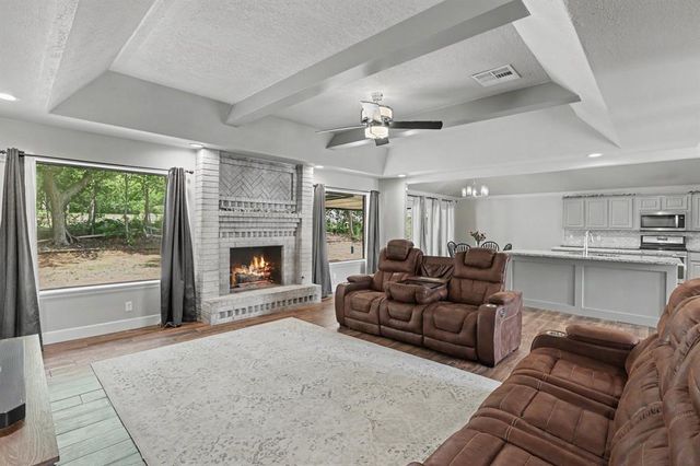5620 valley Way, Oklahoma City, OK 73150