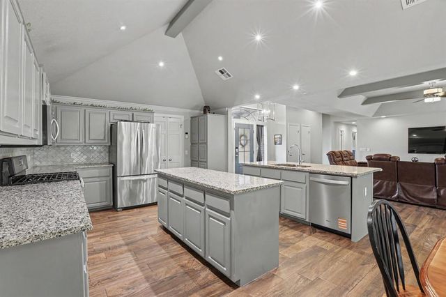 5620 valley Way, Oklahoma City, OK 73150