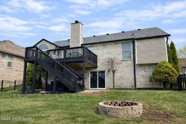 11210 Carriage View Way, Jeffersontown, KY 40299