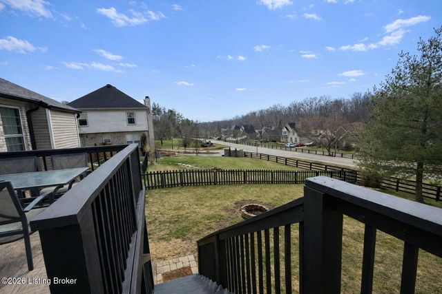 11210 Carriage View Way, Jeffersontown, KY 40299