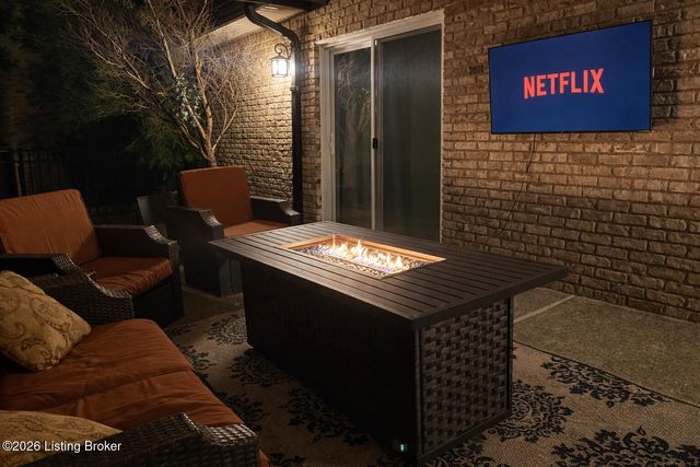 11210 Carriage View Way, Jeffersontown, KY 40299