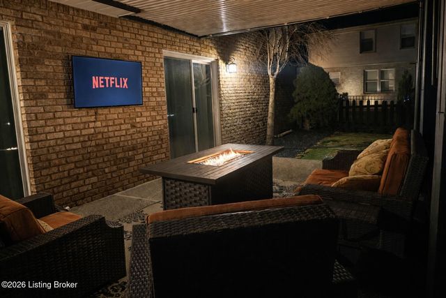 11210 Carriage View Way, Jeffersontown, KY 40299