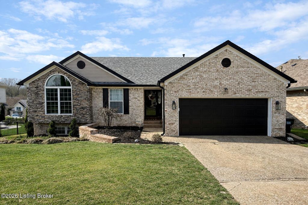 11210 Carriage View Way, Jeffersontown, KY 40299