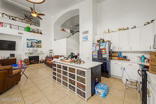 77 W Calle Tierra Sandia, Sahuarita, AZ 85629