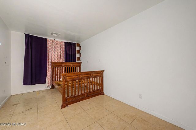77 W Calle Tierra Sandia, Sahuarita, AZ 85629