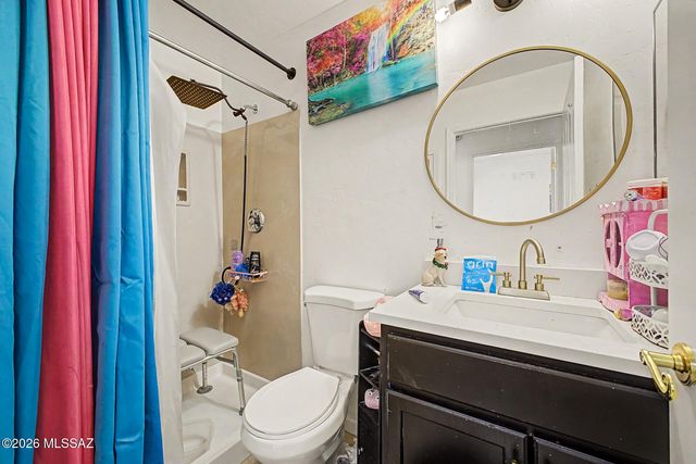 77 W Calle Tierra Sandia, Sahuarita, AZ 85629