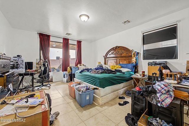 77 W Calle Tierra Sandia, Sahuarita, AZ 85629