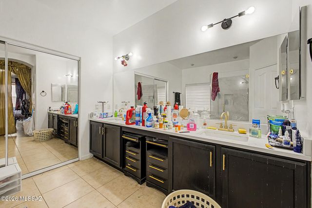 77 W Calle Tierra Sandia, Sahuarita, AZ 85629