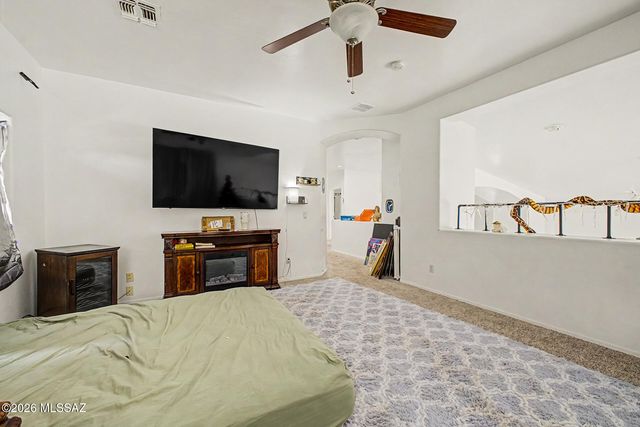 77 W Calle Tierra Sandia, Sahuarita, AZ 85629
