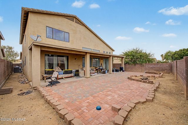 77 W Calle Tierra Sandia, Sahuarita, AZ 85629