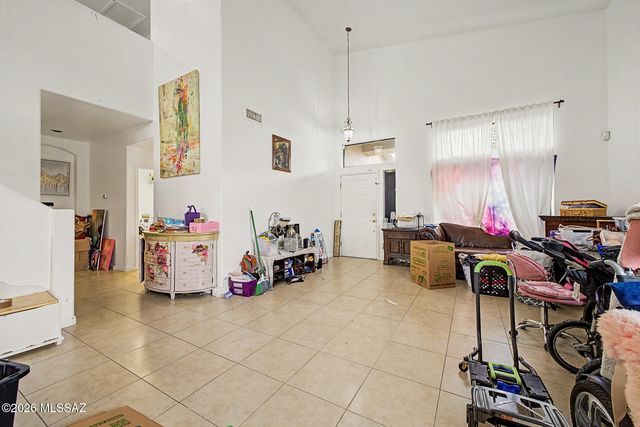 77 W Calle Tierra Sandia, Sahuarita, AZ 85629