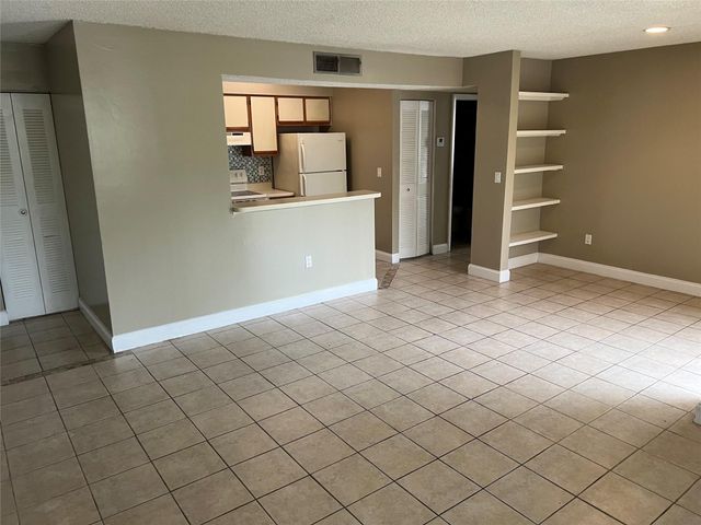 1239 SW 46th Avenue 913, Pompano Beach, FL 33069