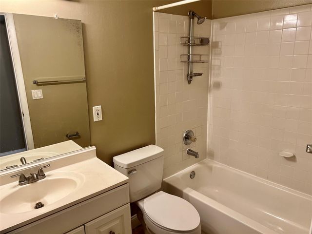 1239 SW 46th Avenue 913, Pompano Beach, FL 33069