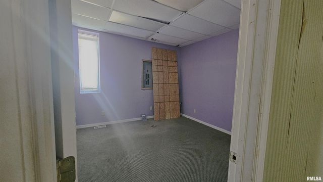 200 W 12TH Street, Johnston City, IL 62951