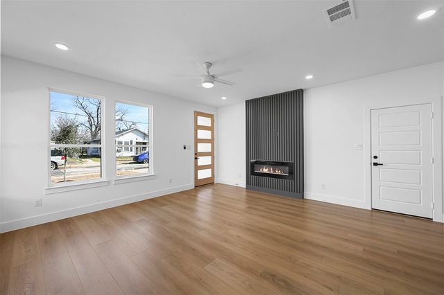 1573 Harris Court, Dallas, TX 75223